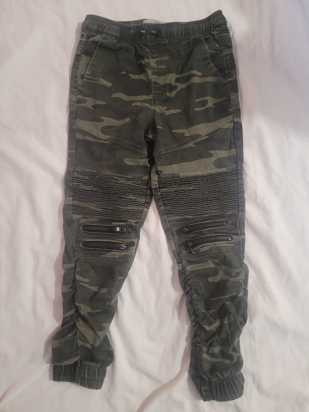 Urban Heritage Camouflage Moto Joggers - Olive Green
